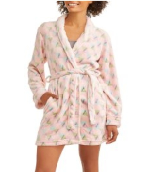 body candy Intimates & Sleepwear Nwt Robe And Slipper Gift Set